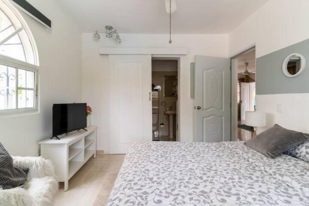 Cozy 2 Bdr Condo, With Pool Area And Free Wifi プンタ・カナ エクステリア 写真